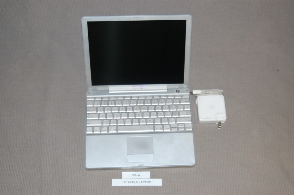 12 apple laptop b2-4.jpg