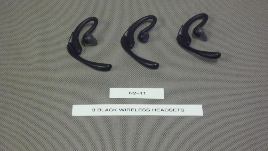3 black wireless headsets n2-11.jpg