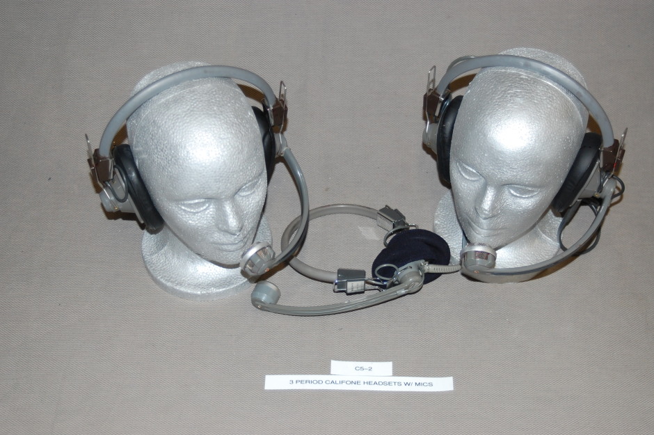 3 period califone headsets w mics c5-2.jpg