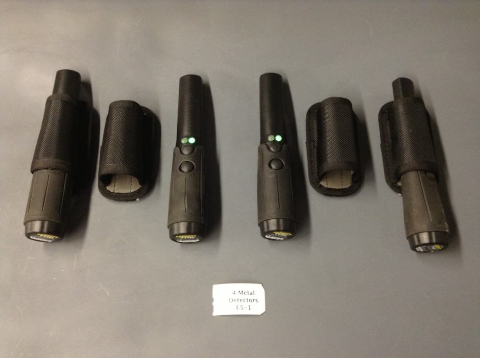 4 metal detectors e5-1.jpg