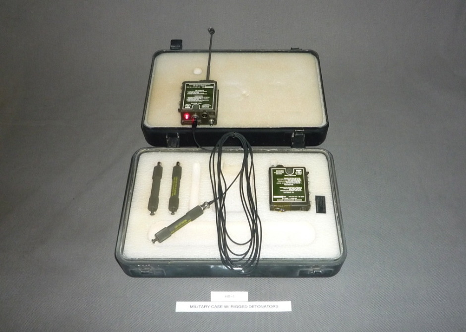 military case w rigged detonators ht-5.jpg