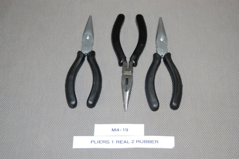 pliers 1 real 2 rubber m4-19.jpg