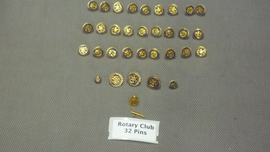 rotary club 32 pins.jpg