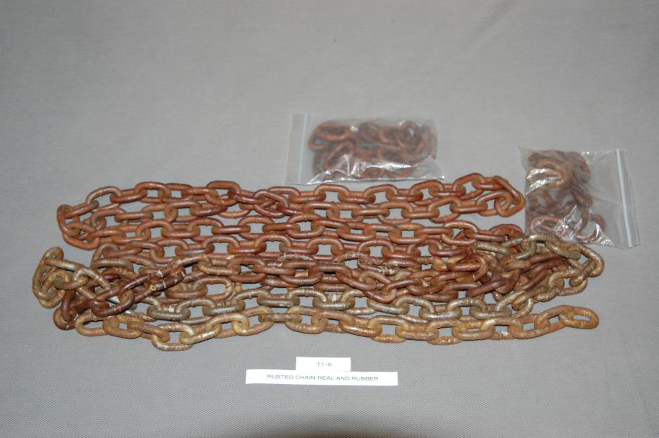 rusted chain 1 real 1 rubber t1-6.jpg