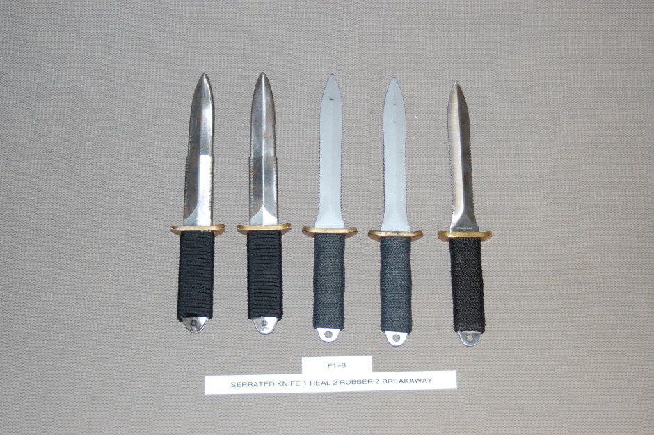 serrated knife 1 real 2 rubber 2 breakaway f1-8.jpg