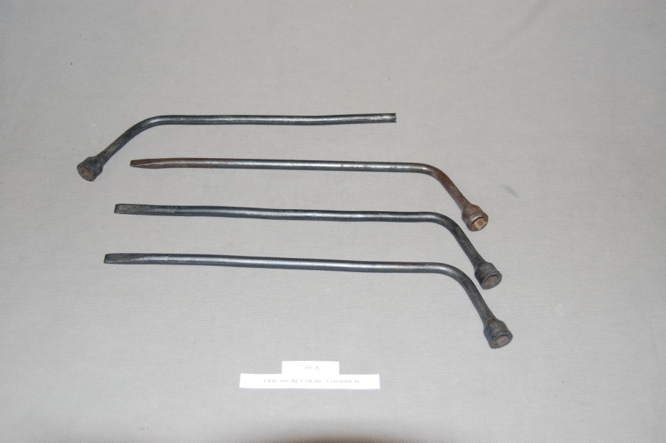 tire iron 1 real 3 rubber j3-8 .jpg