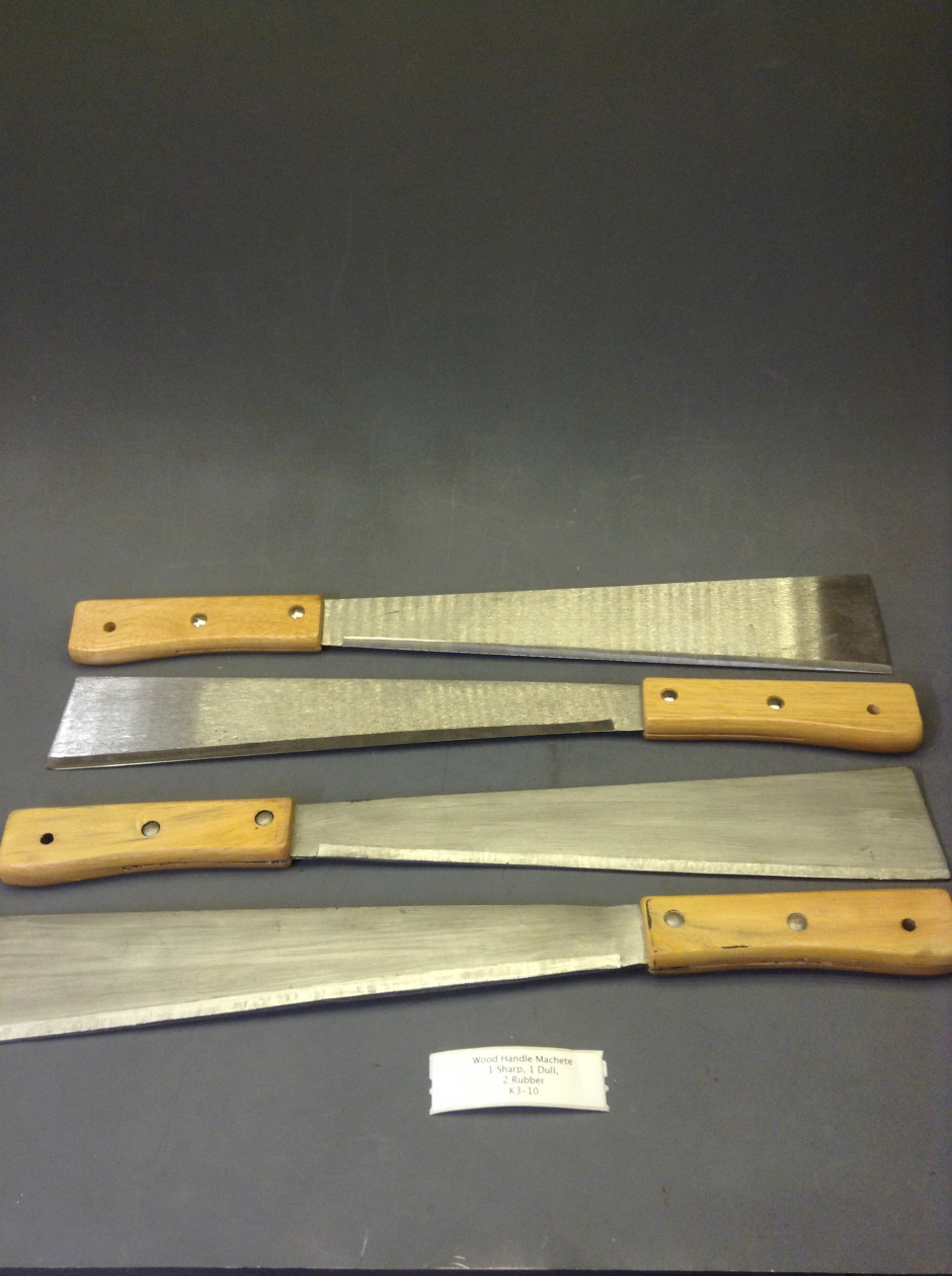 wood handle machete 1 sharp 1 dull 2 rubber k3-10.jpg